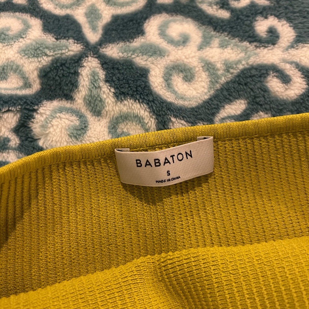 Aritzia Yellow Ribbed Crop Top - Picture 2 of 3